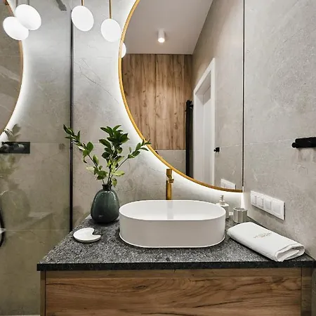 Golden Dreams Luxury 81 Apartment Krakau